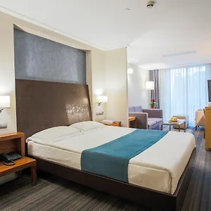 Hotel Housez & Special Class ****
