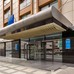 Otel Tryp By Wyndham Topkapi ****